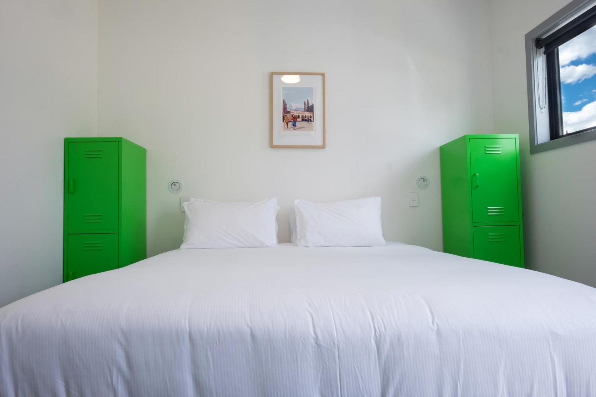Alpine Junction Townhouse Apartments, Lodge & Hotel واناكا المظهر الخارجي الصورة