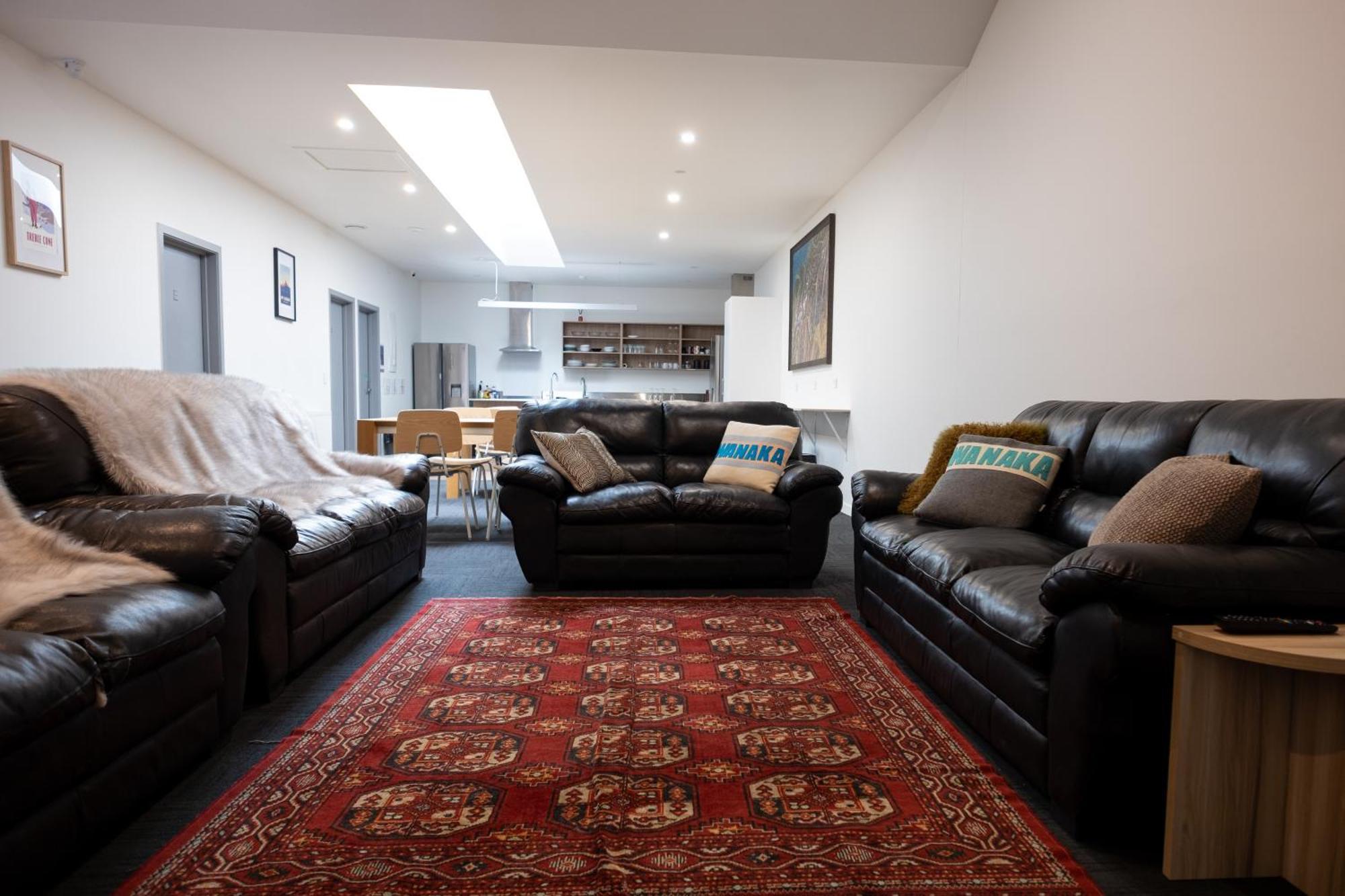 Alpine Junction Townhouse Apartments, Lodge & Hotel واناكا المظهر الخارجي الصورة